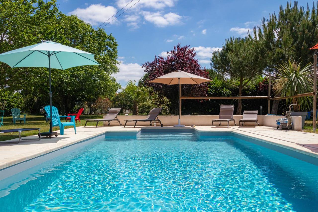 Gite 4 Personnes Avec Piscine Entre Saintes Et Royan Balanzac エクステリア 写真